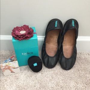 Tieks size 9